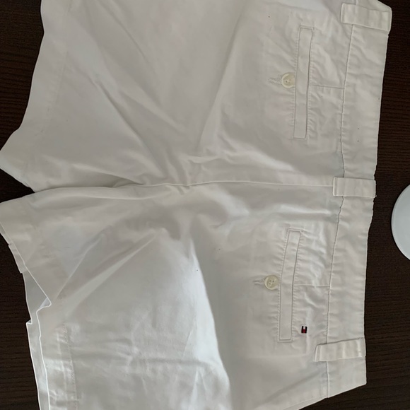 Tommy Hilfiger ladies shorts size 12 - Picture 5 of 5